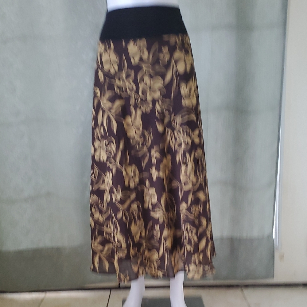 Cream and Tan A-Line Midi,Elastic WaistbandSkirt for Casual Wear.
